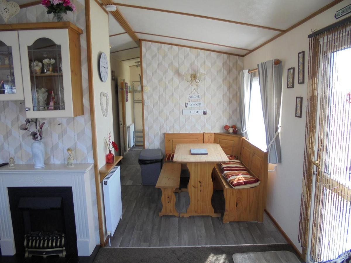 6 Berth Central Heated On The Chase Ingoldmells Exteriör bild